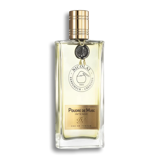 Product shot of Poudre de Musc by Nicolaï