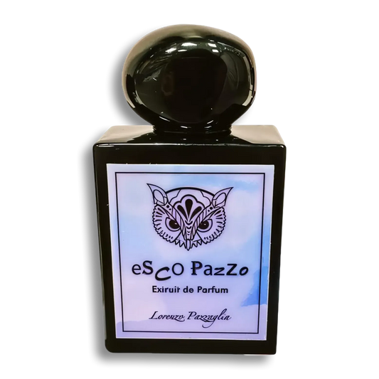 Product shot of Esco Pazzo by Lorenzo Pazzaglia