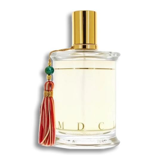 Product shot of Un Cœur en Mai by Parfums MDCI